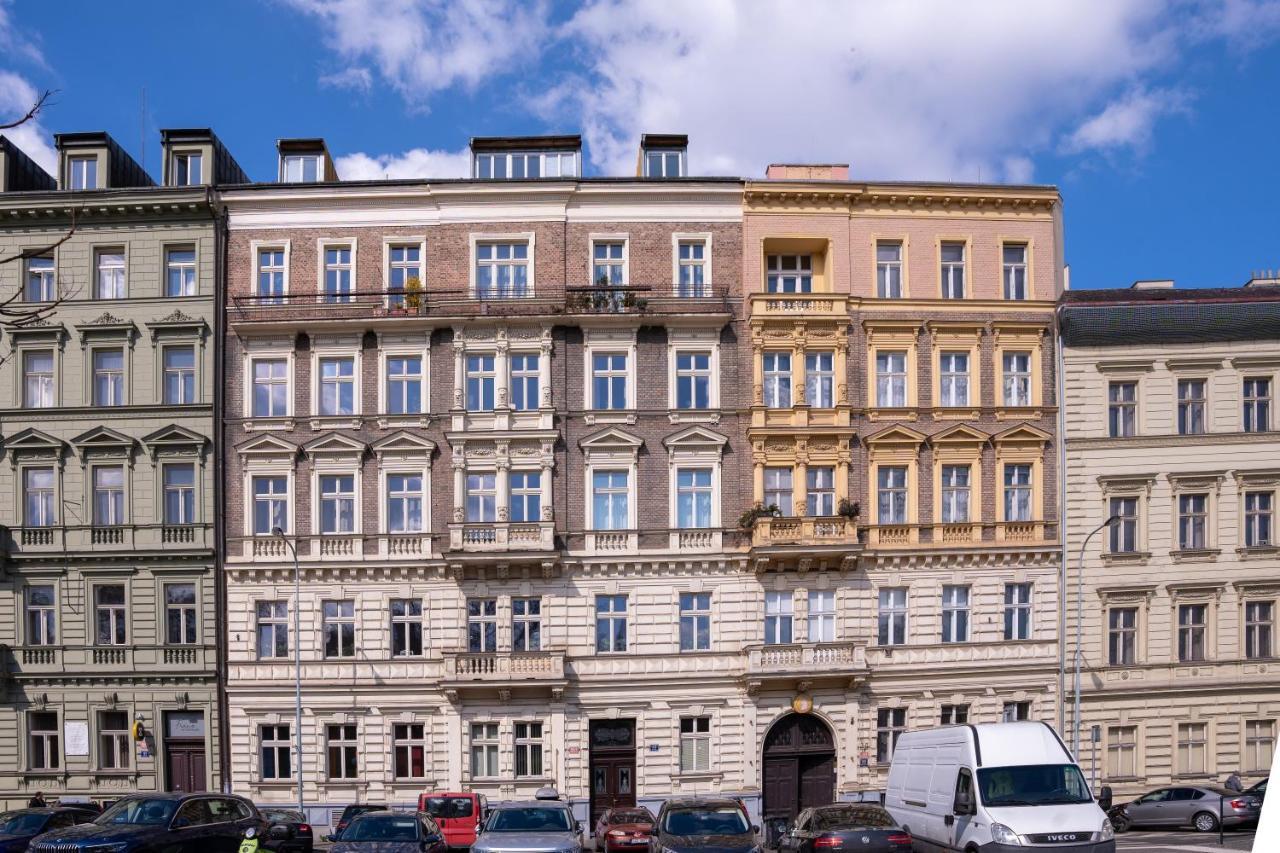Ferienwohnung Charme De Provence In Prag Exterior foto